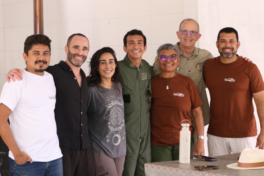 Equipe do Instituto Geoglifos